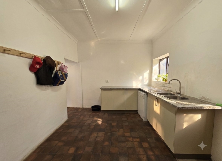 6 Bedroom Property for Sale in Waverley Free State